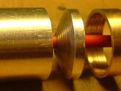 click for enlarge 640 X 480  39,9 Kb picture