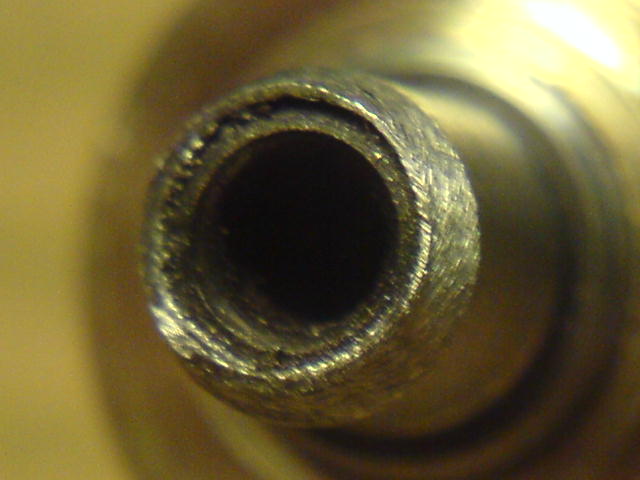 640 x 480