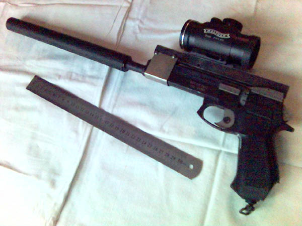 600 x 450