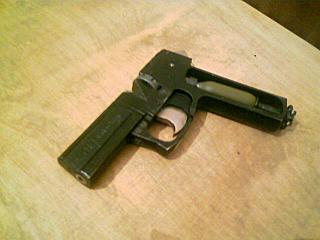click for enlarge 640 X 480 28,1 Kb picture