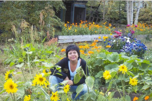 600 x 400