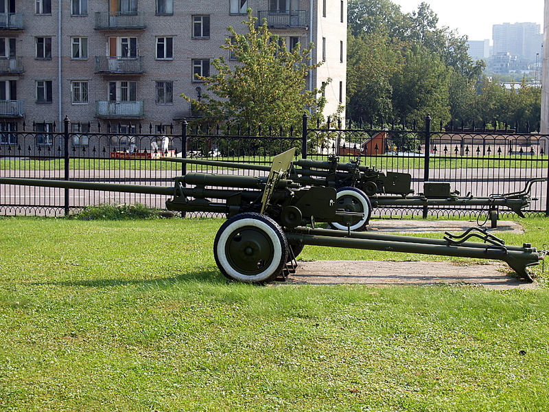 click for enlarge 1920 X 1440 570,8 Kb picture