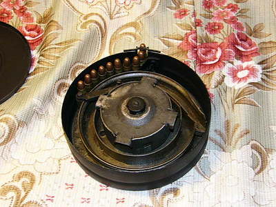 click for enlarge 640 X 480  67.4 Kb picture