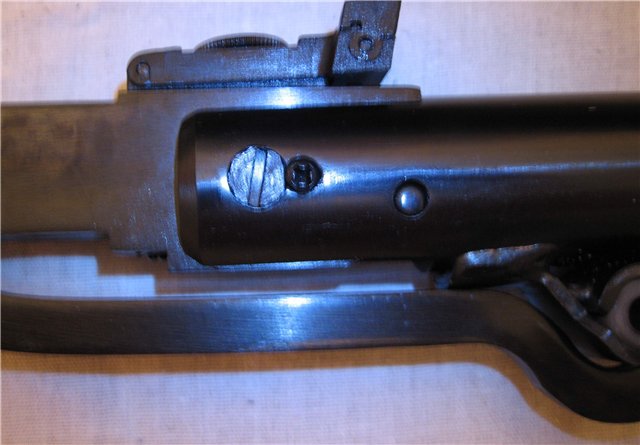 640 x 445
