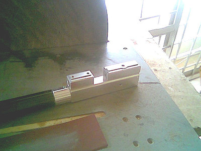 click for enlarge 640 X 480  42,3 Kb picture
