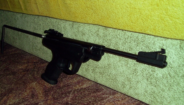 640 x 366