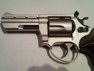 click for enlarge 1600 X 1200 366,2 Kb picture