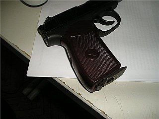 click for enlarge 640 X 480  38,6 Kb picture