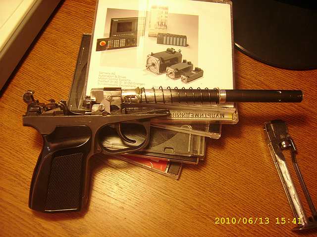 640 x 480