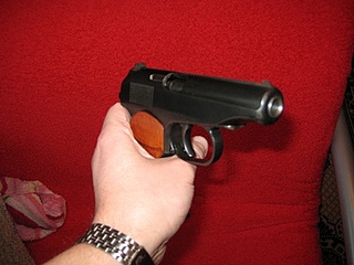 click for enlarge 400 X 300 52,2 Kb picture