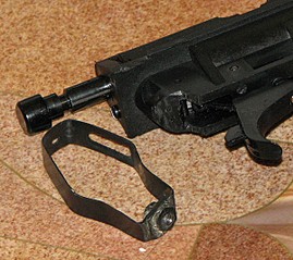 click for enlarge 600 X 534  94,4 Kb picture