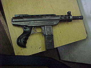 click for enlarge 640 X 480  27,2 Kb picture