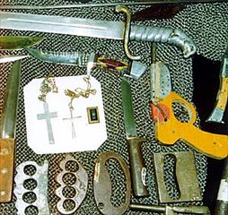 click for enlarge 300 X 283  29,3 Kb picture