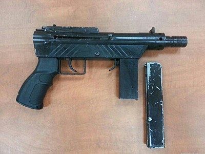 click for enlarge 816 X 612  55.1 Kb picture