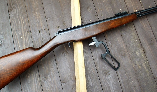 600 x 353