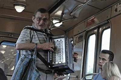 click for enlarge 650 X 432  69.9 Kb picture