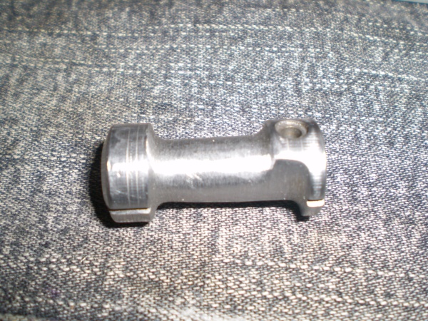600 x 450