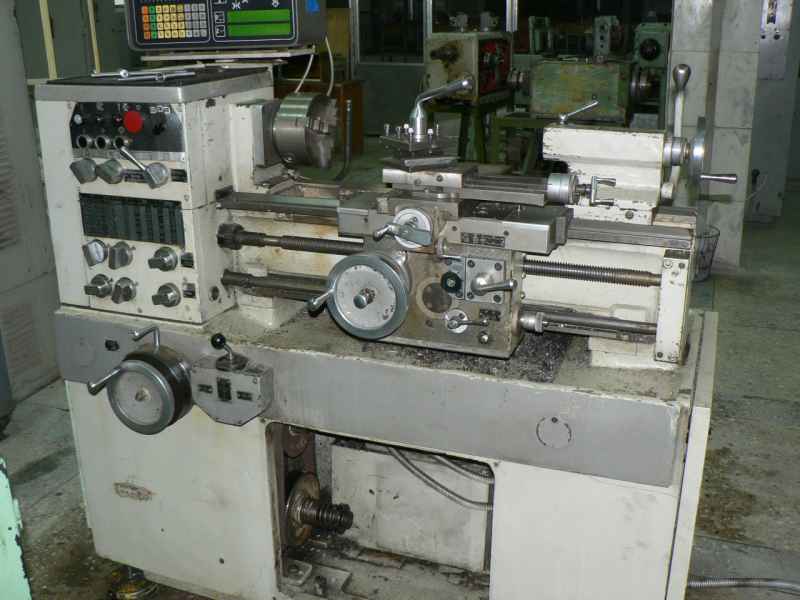 800 x 600