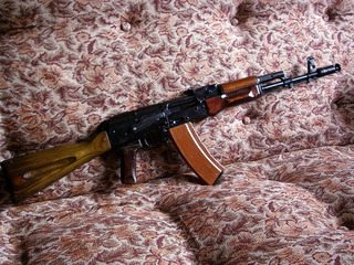 click for enlarge 1600 X 1200 438,5 Kb picture
